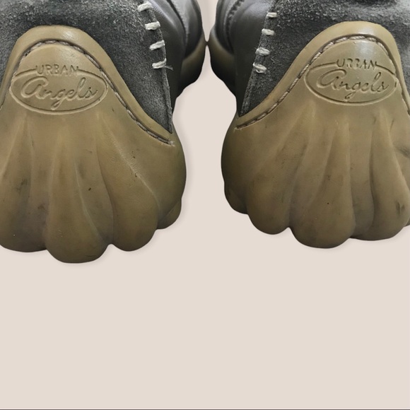 John Fluevog Urban Angels Boots - Picture 5 of 9